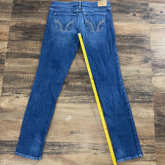 Hollister Jeans - Picture 4 of 5